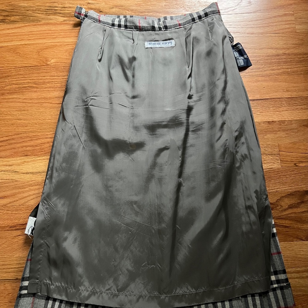Vintage Burberry's Nova Check long wool drop pleated skirt women’s UK 10/US 4-6 - Picture 7 of 11